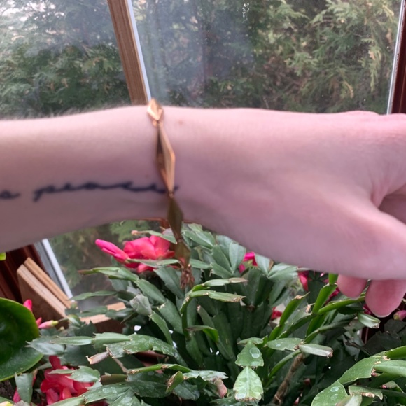 Fossil Rose Tone Reversible Bracelets - Picture 10 of 16